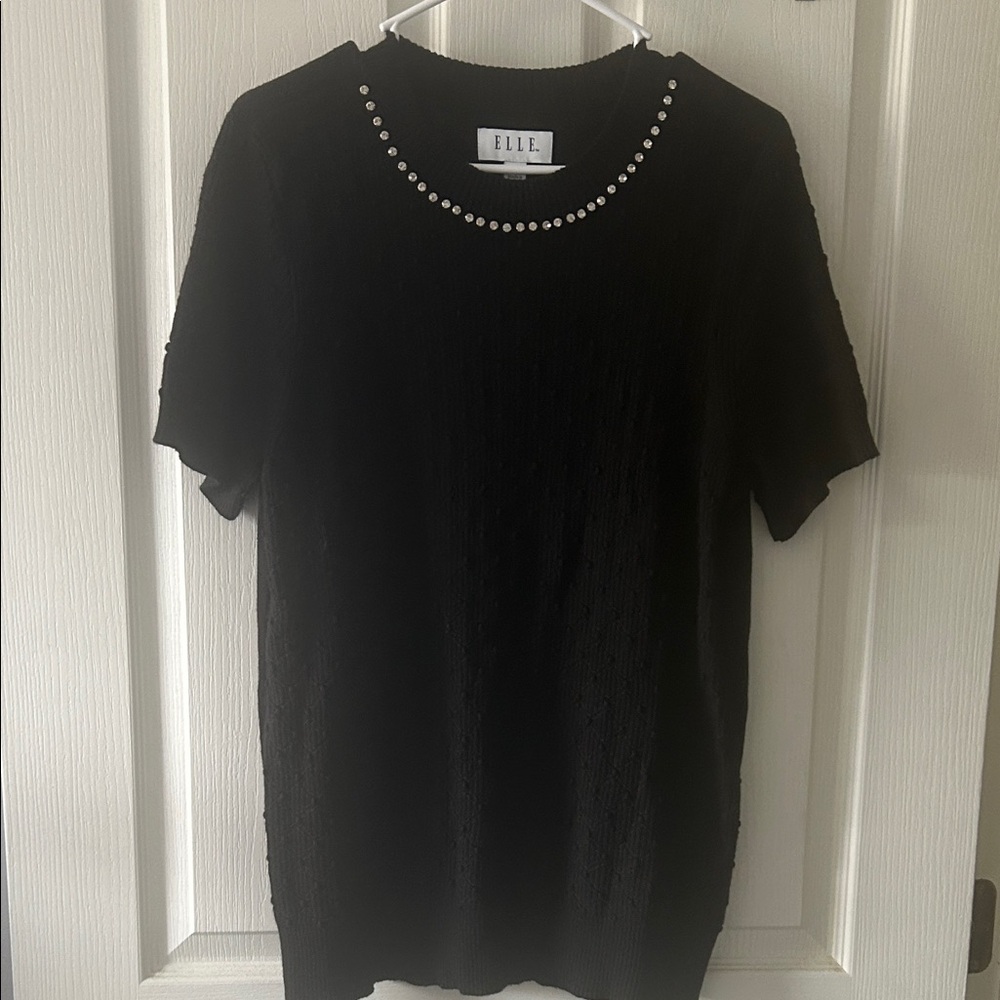 Elle beautiful Black Short Sleeve Sweater with rhinestone Details